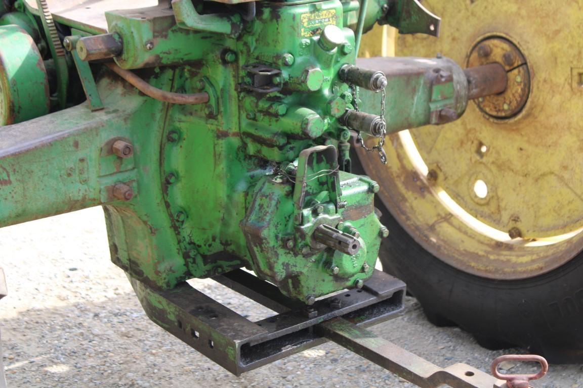 29933-JOHN DEERE 60
