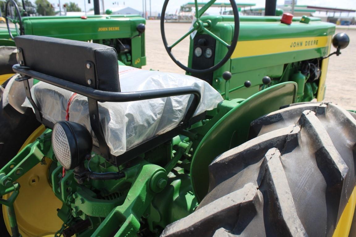 31569-JOHN DEERE 320V