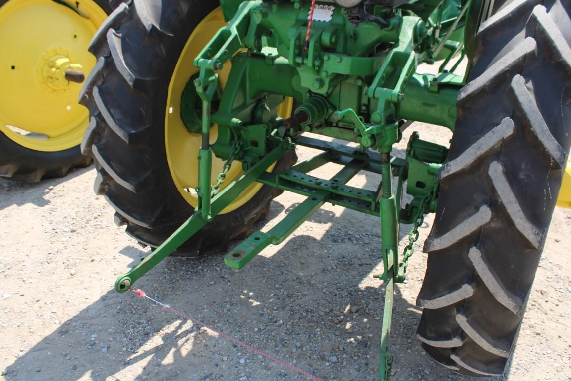 31569-JOHN DEERE 320V