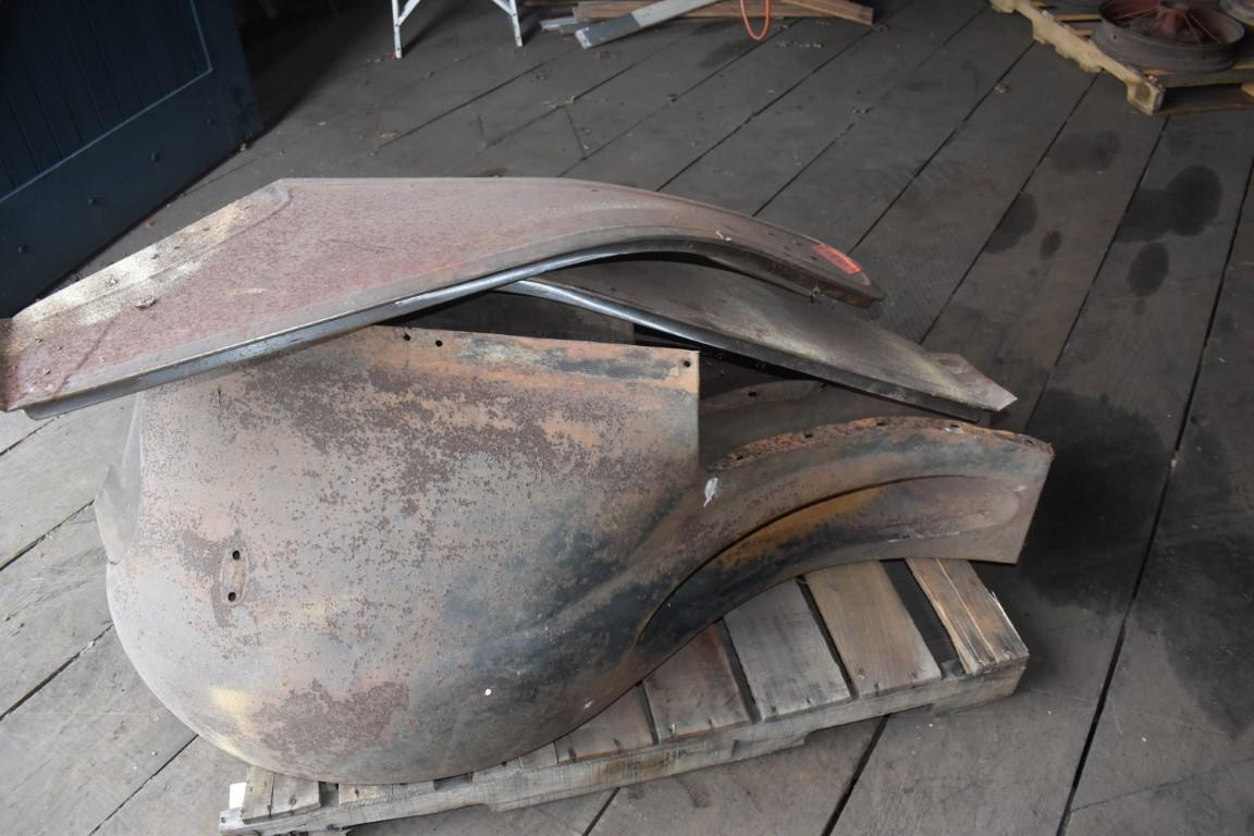 30512- PALLET OF FENDERS, (2) NEW PRODUCTION, ALL OTHERS ORIGINAL