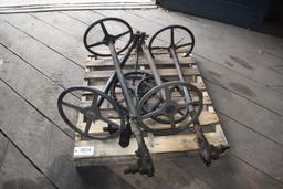 30518- STEERING WHEELS, SHAFTS & BOXES