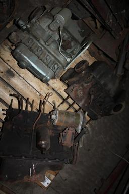 30141- (1) AUSTIN HEALEY 4-CYLINDER ENGINE & (2) MISC BLOCKS