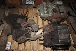 30141- (1) AUSTIN HEALEY 4-CYLINDER ENGINE & (2) MISC BLOCKS