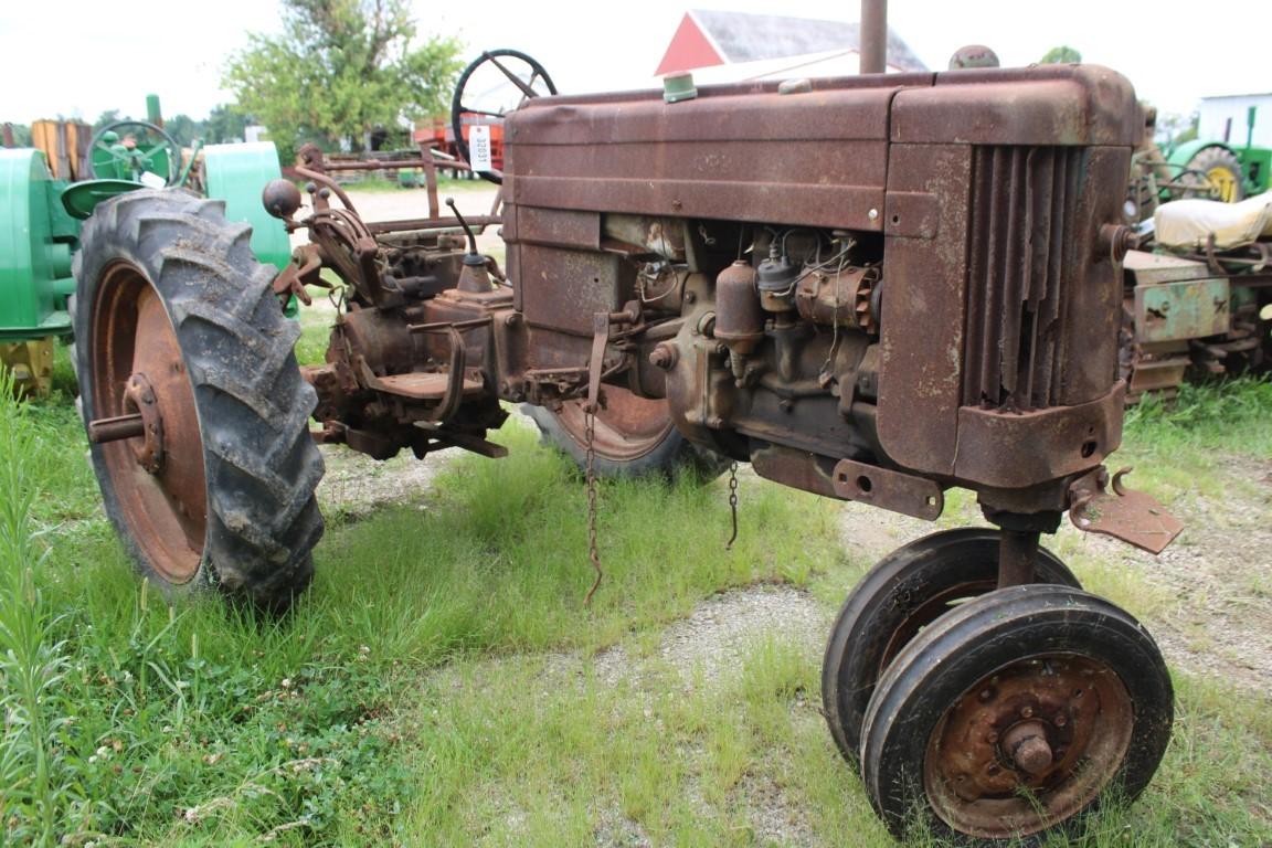 32031-JOHN DEERE 40 T