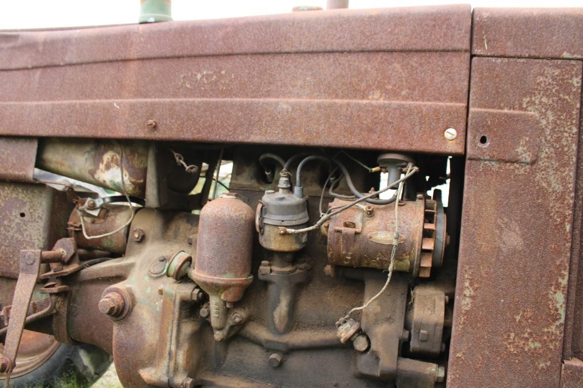32031-JOHN DEERE 40 T