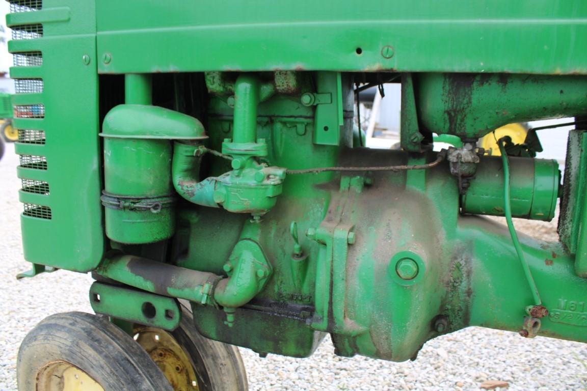 32081-JOHN DEERE MT