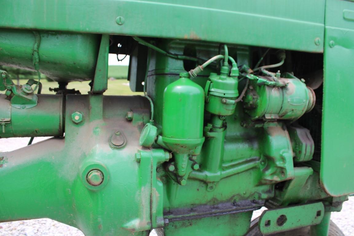 32081-JOHN DEERE MT