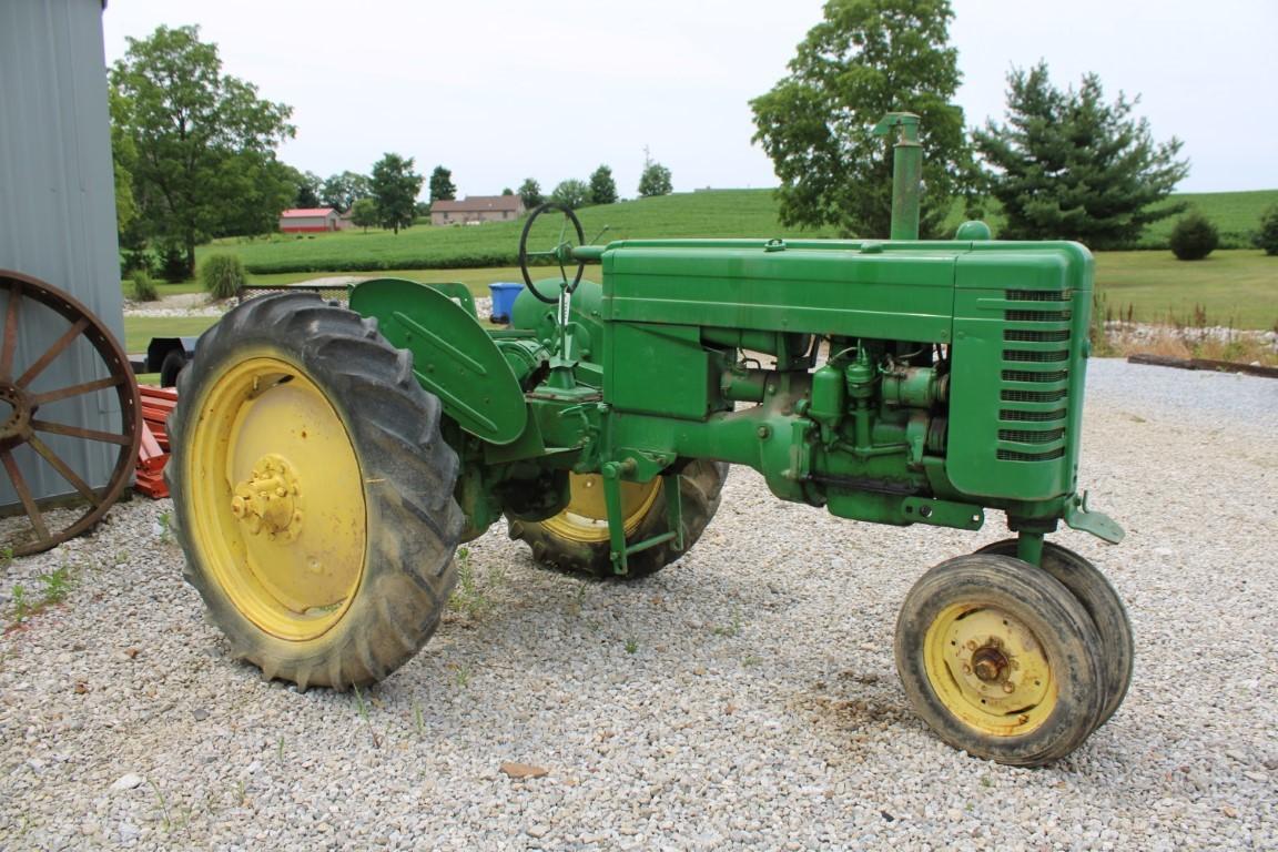 32081-JOHN DEERE MT