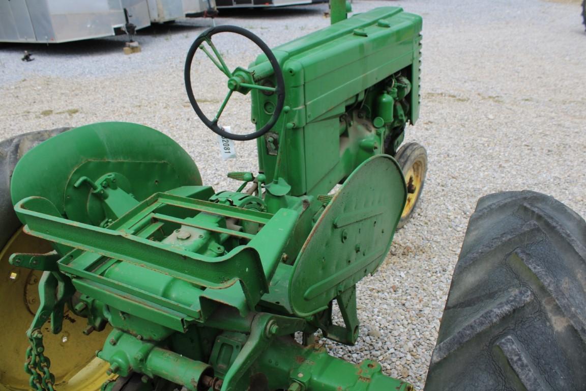 32081-JOHN DEERE MT