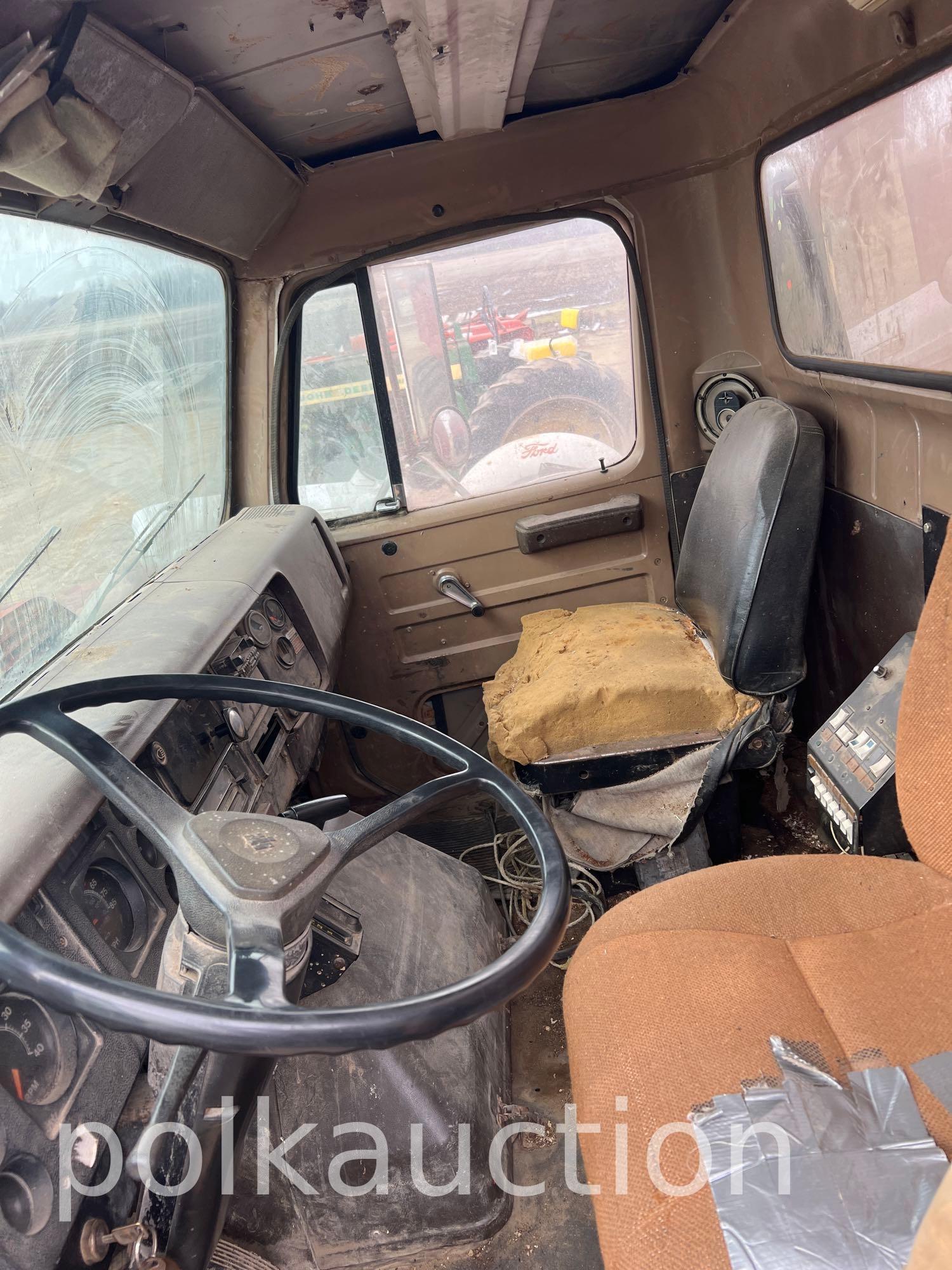 (1985) IH F19 DUMPTRUCK