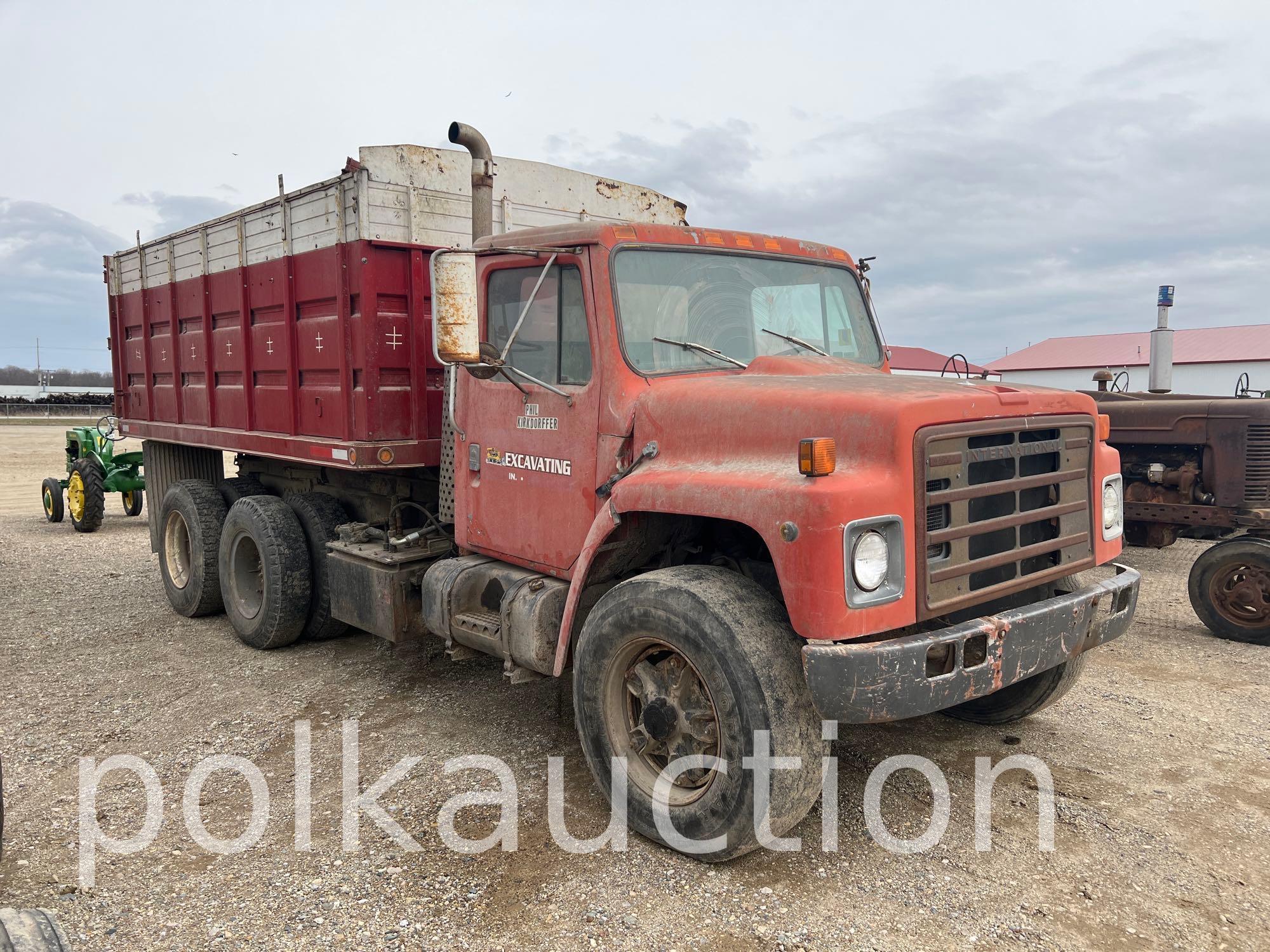 (1985) IH F19 DUMPTRUCK