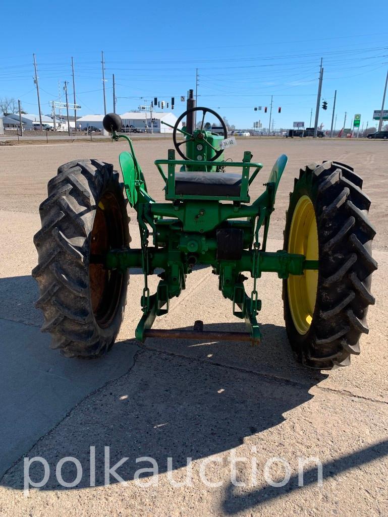 JOHN DEERE MT