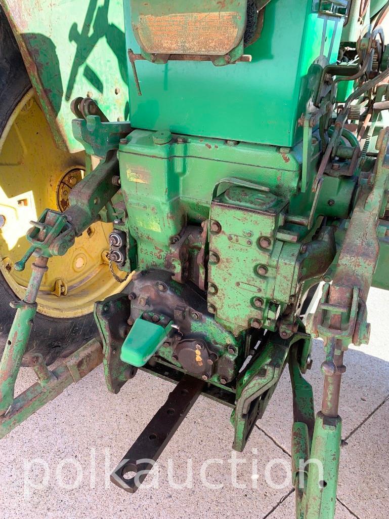 JOHN DEERE 730