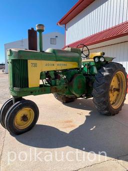 JOHN DEERE 730