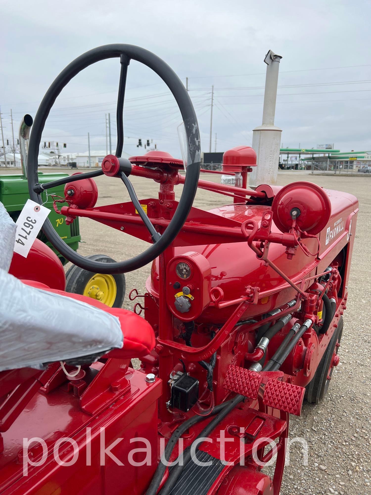 (1953) FARMALL SUPER M