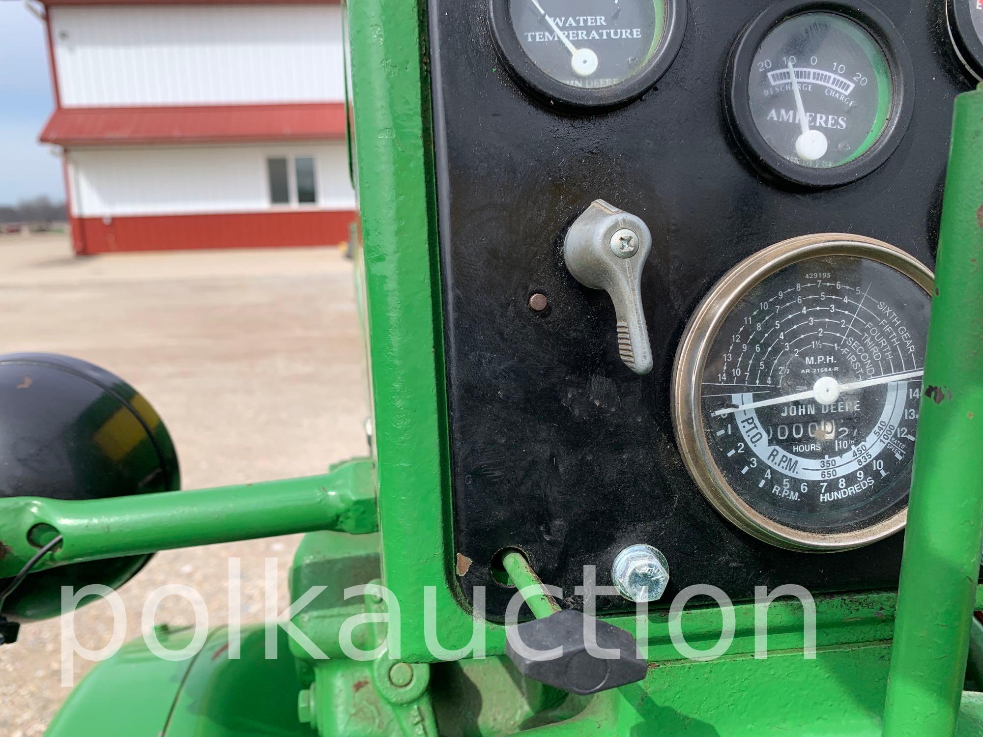 JOHN DEERE 520