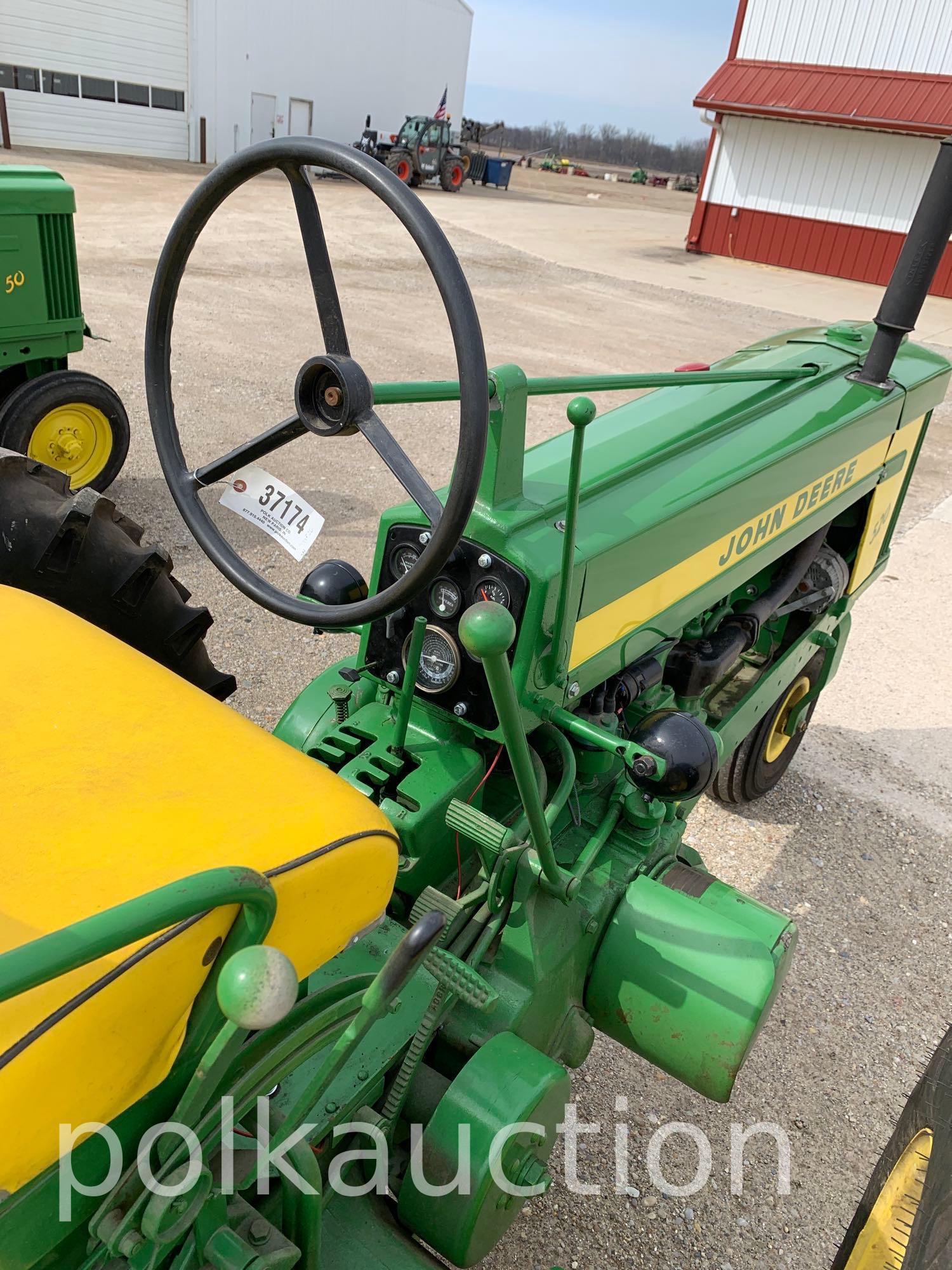 JOHN DEERE 520