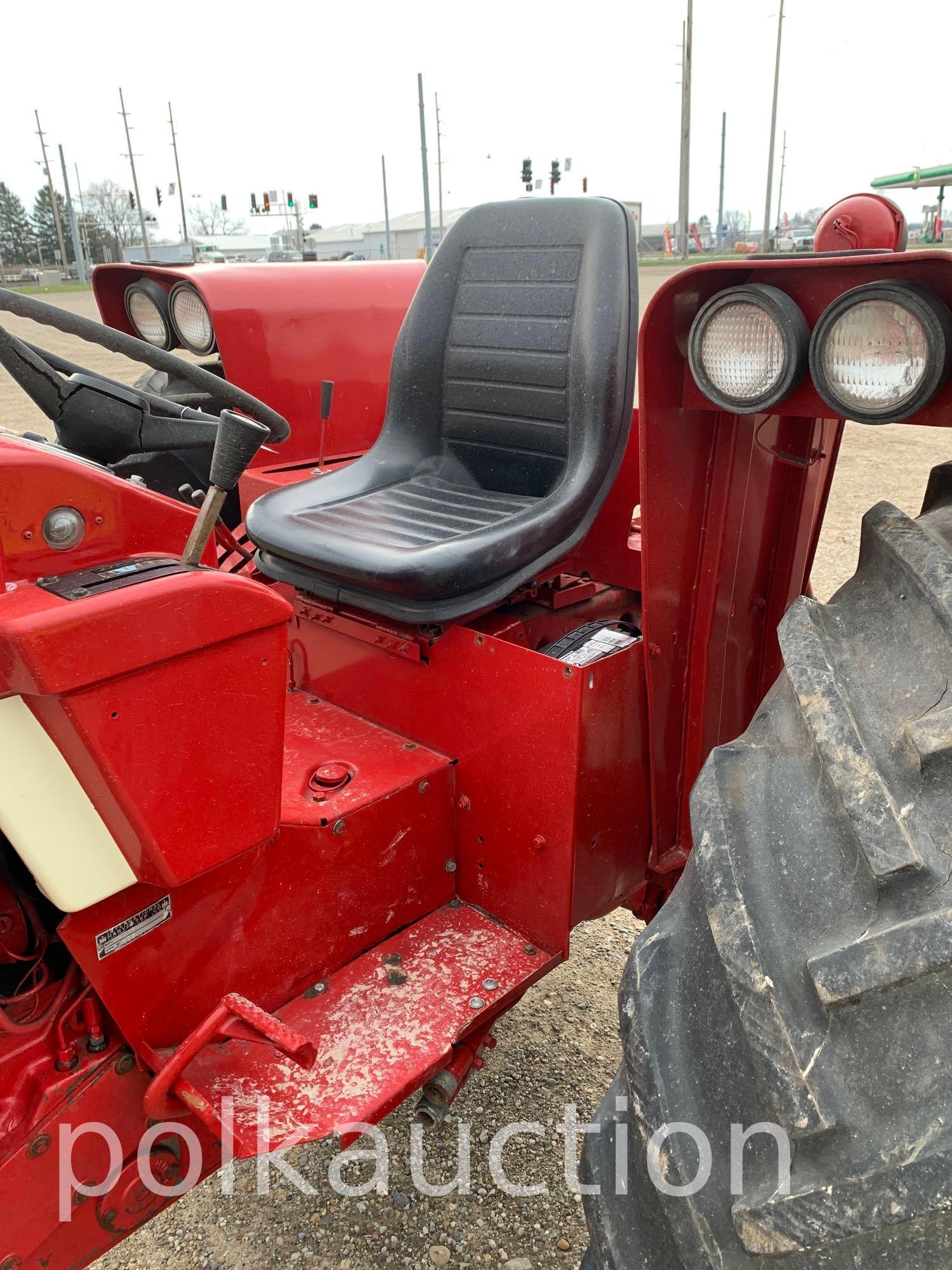 IH 656