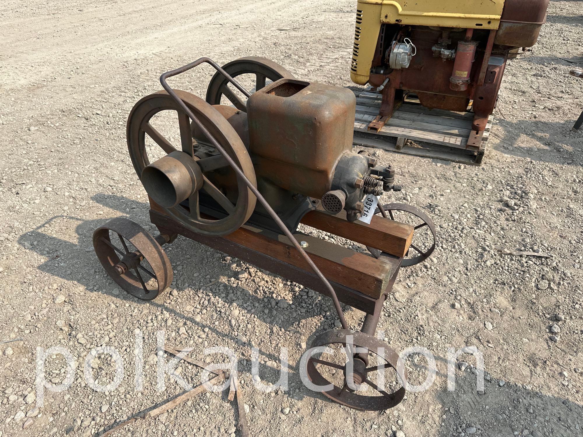 JOHN DEERE 3HP HIT & MISS ENGINE