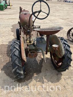 39744-FARMALL CUB