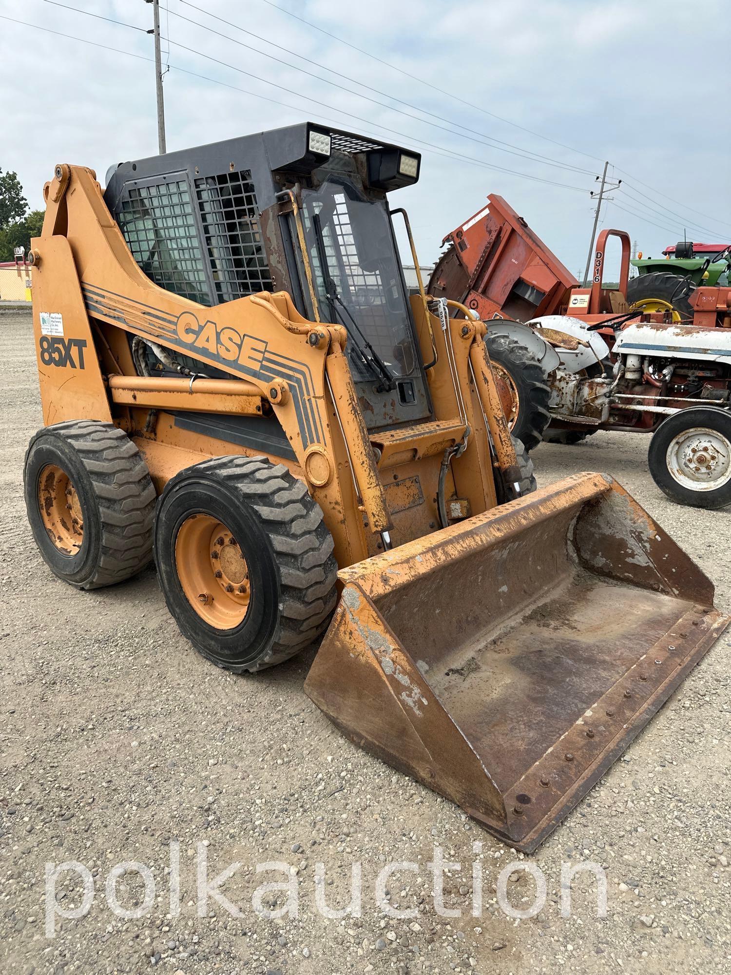 520-CASE 85XT SKID STEER