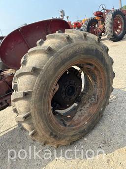 528-IH 460 UTILITY