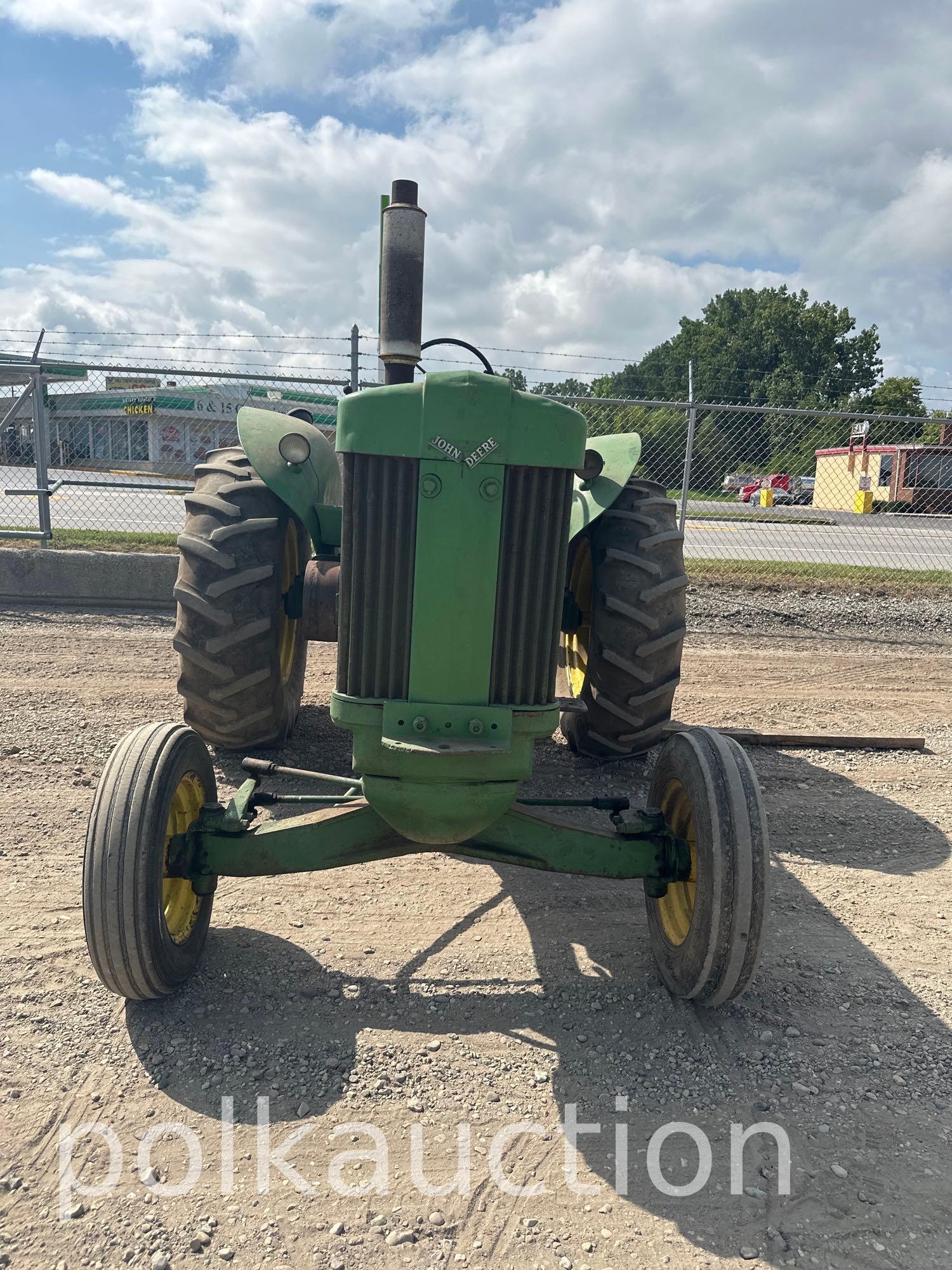 844-JOHN DEERE 60 STANDARD