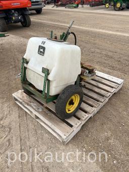 1142-JOHN DEERE 5B SPRAYER