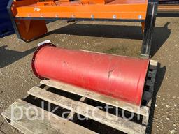 187-INTERNATIONAL COMBINE AUGER EXTENSION