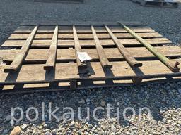 38992-(6) JOHN DEERE MANURE BUCKET TEETH