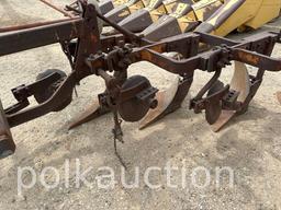 723-ALLIS-CHALMER 4 BOTTOM 3PT PLOW