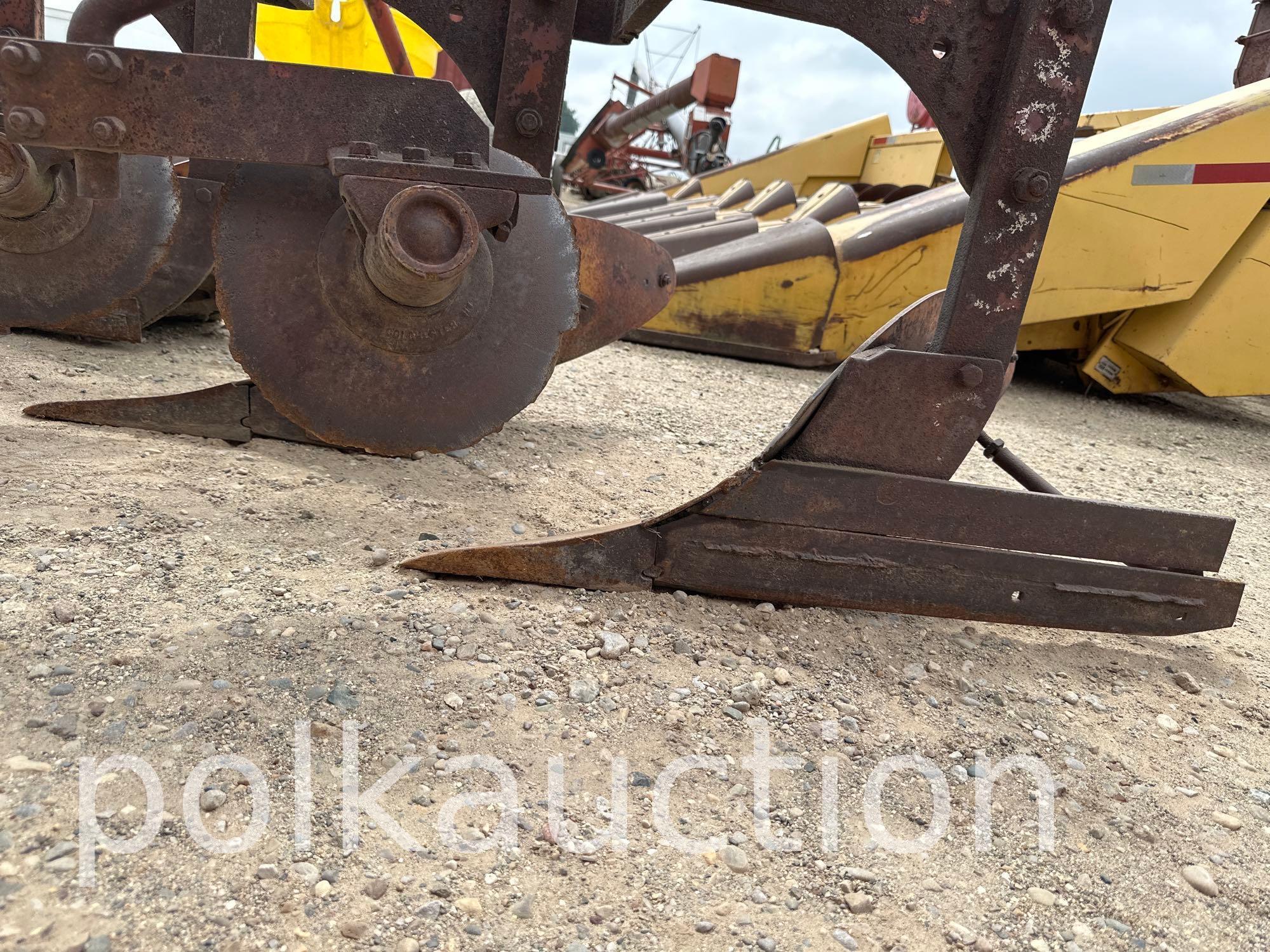 723-ALLIS-CHALMER 4 BOTTOM 3PT PLOW