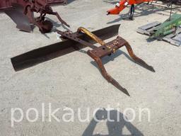 859-IH FAST HITCH BLADE