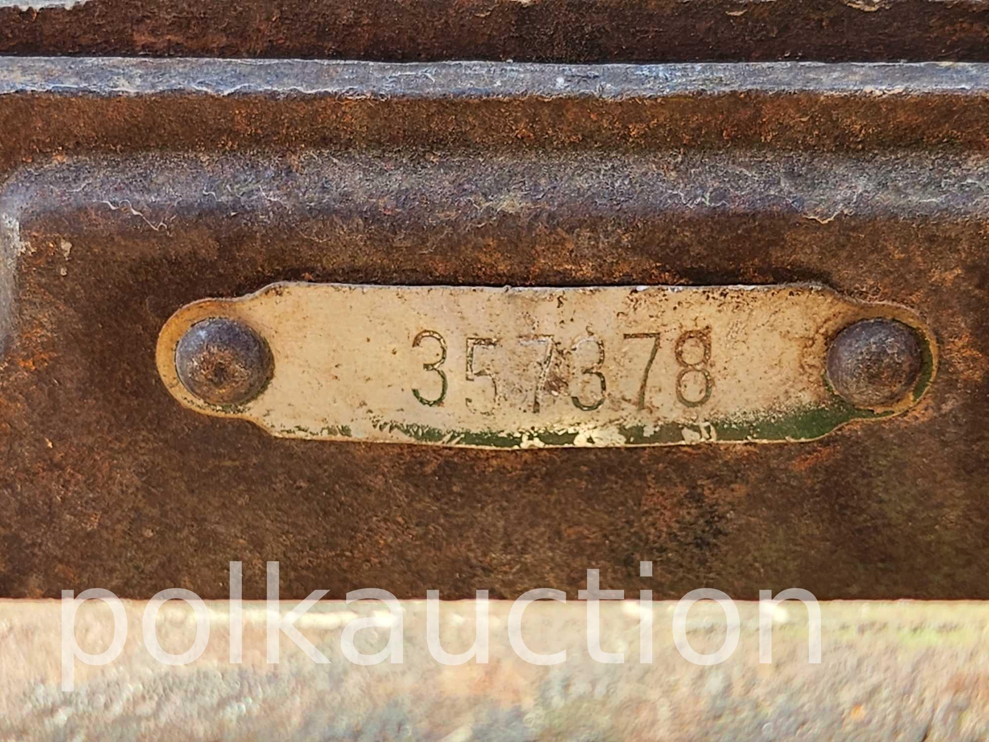 PAIR OF3HP JOHN DEERE ENGINES