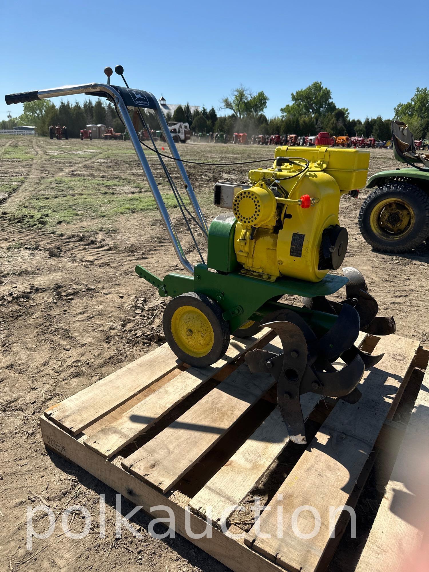 JOHN DEERE FRONT TINE TILLER