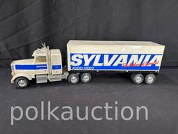 306-SYLVANIA SEMI & STOMPER TOY