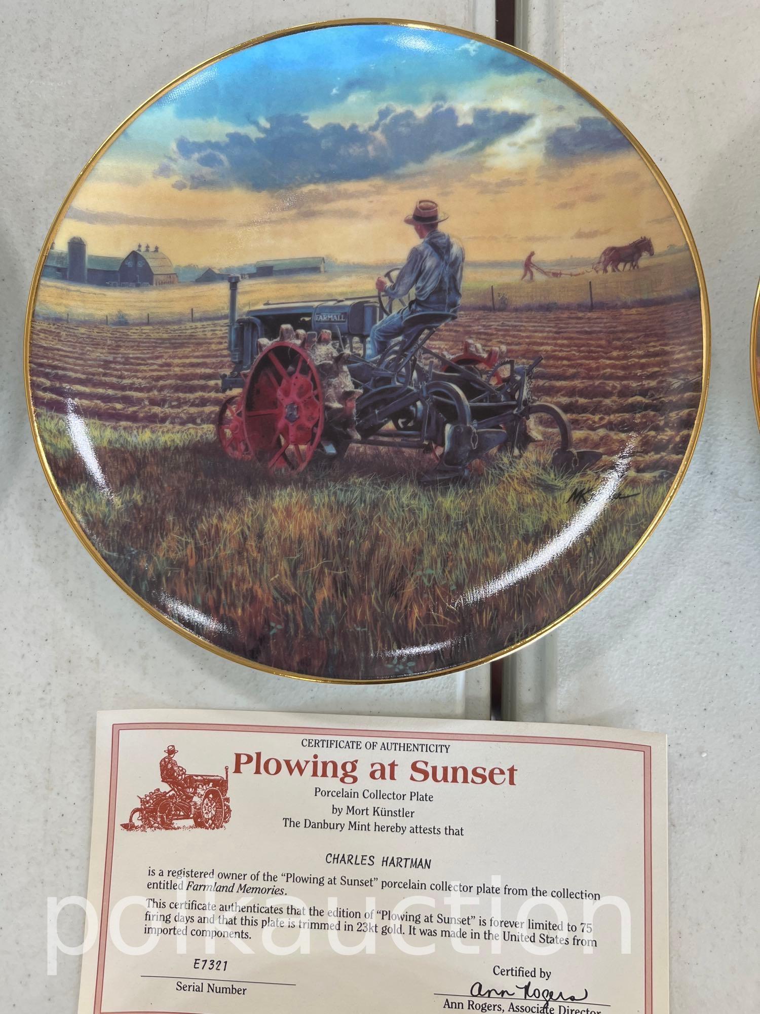 39734-(8) JOHN DEERE COLLECTORS PLATES
