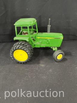 40287-JOHN DEERE 9400T + JOHN DEERE SERIES DUALS