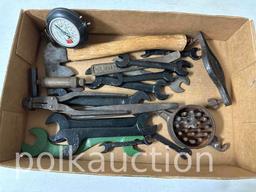 COLLECTIBLE WRENCHES