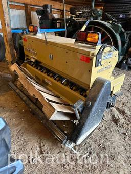 LANDPRIDE AP51560 3PT SEEDER