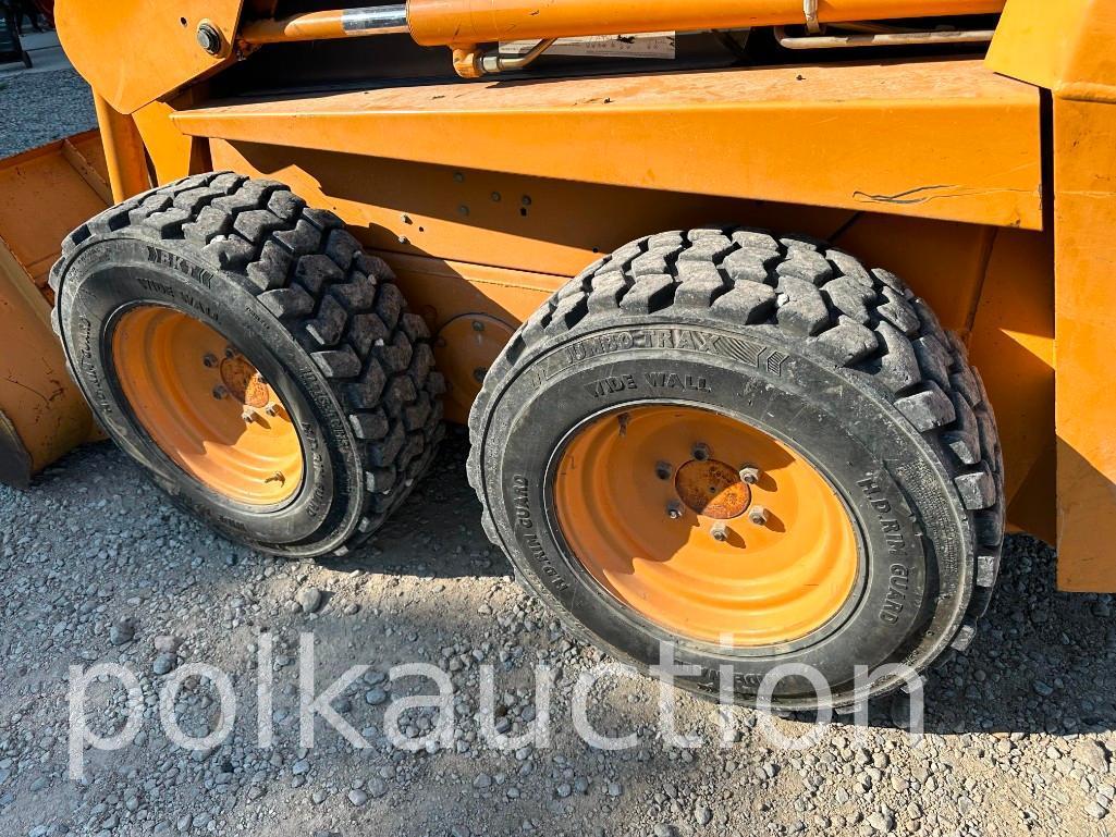 CASE 1840 SKIDSTEER