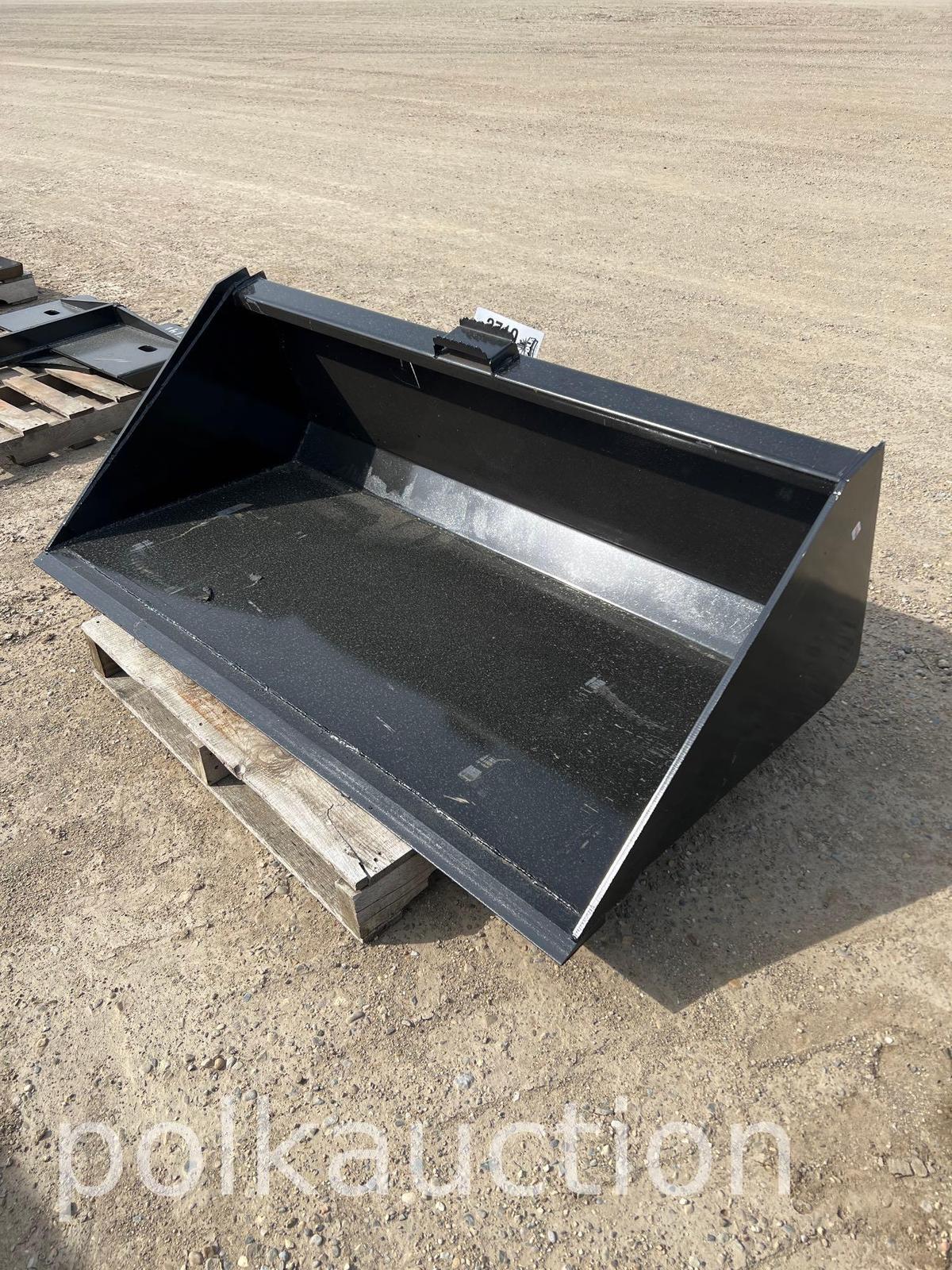 3719-66" SKID STEER BUCKET W/SINGLE BLADE