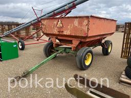 3788-JOHN DEERE 1075 RUNNING GEAR W/CENTER DUMP WAGON