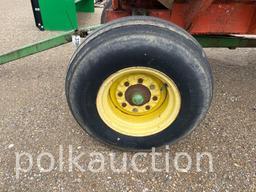 3788-JOHN DEERE 1075 RUNNING GEAR W/CENTER DUMP WAGON