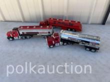 (3) TOY SEMIS