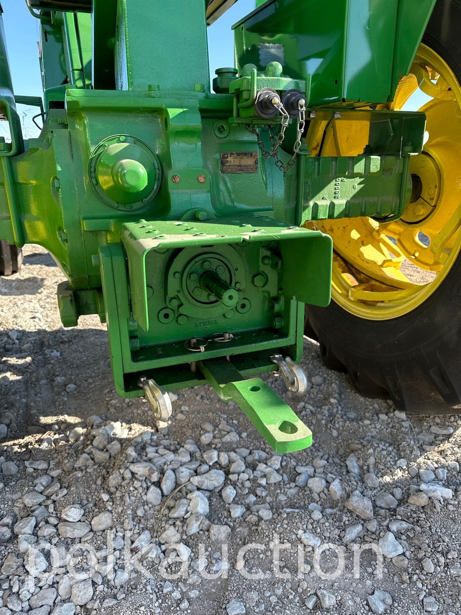 2123-JOHN DEERE 3010 LP UTILITY (SN# 5602)