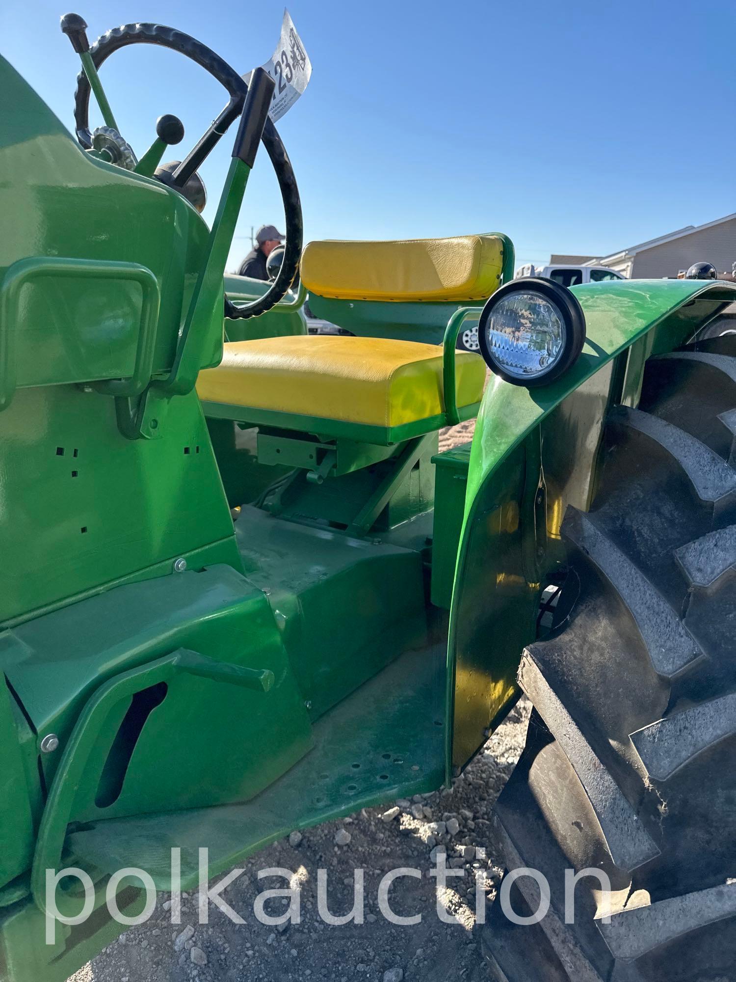 2123-JOHN DEERE 3010 LP UTILITY (SN# 5602)