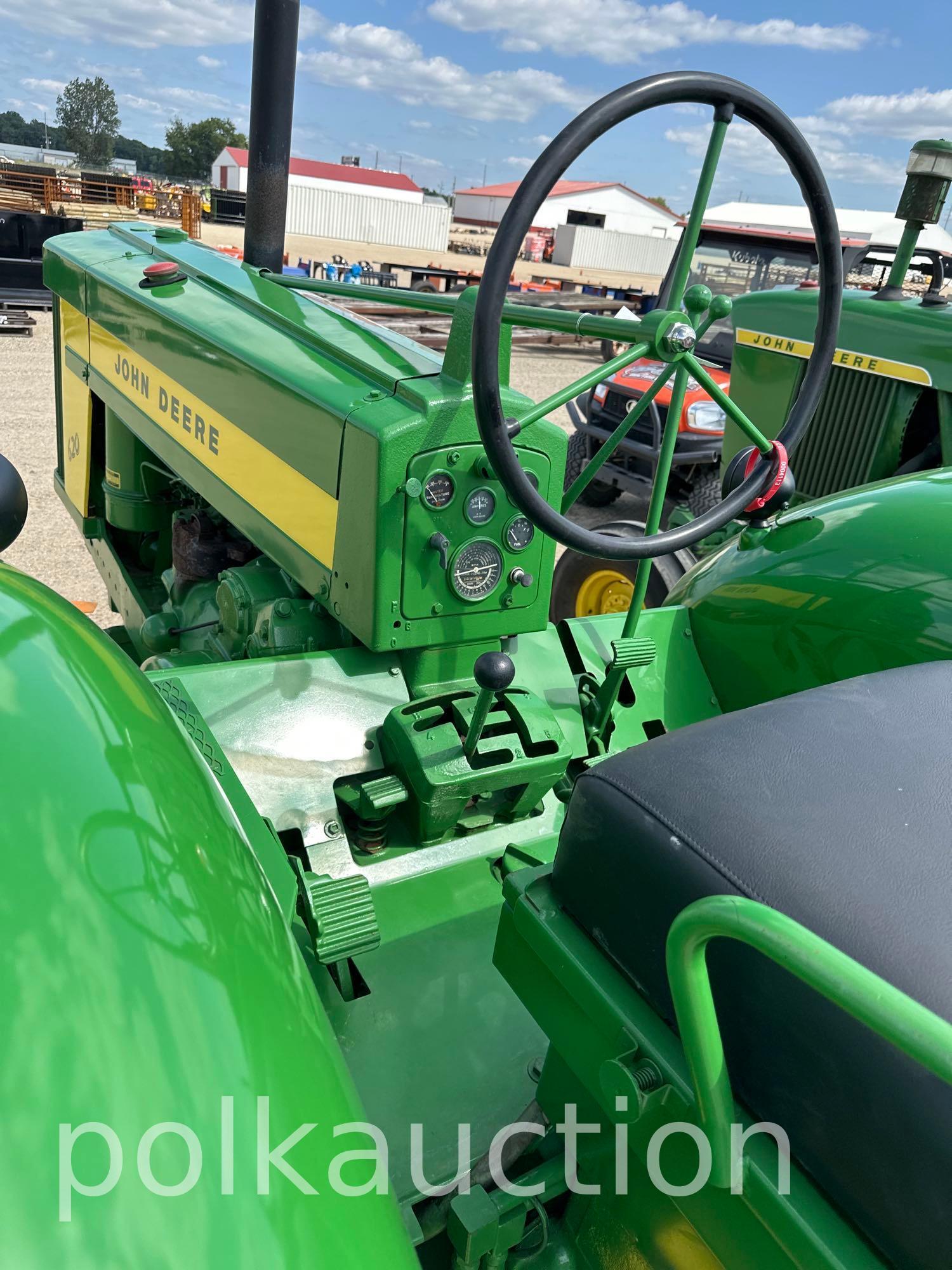 7311-JOHN DEERE 620 G STD (SN# 6211231)