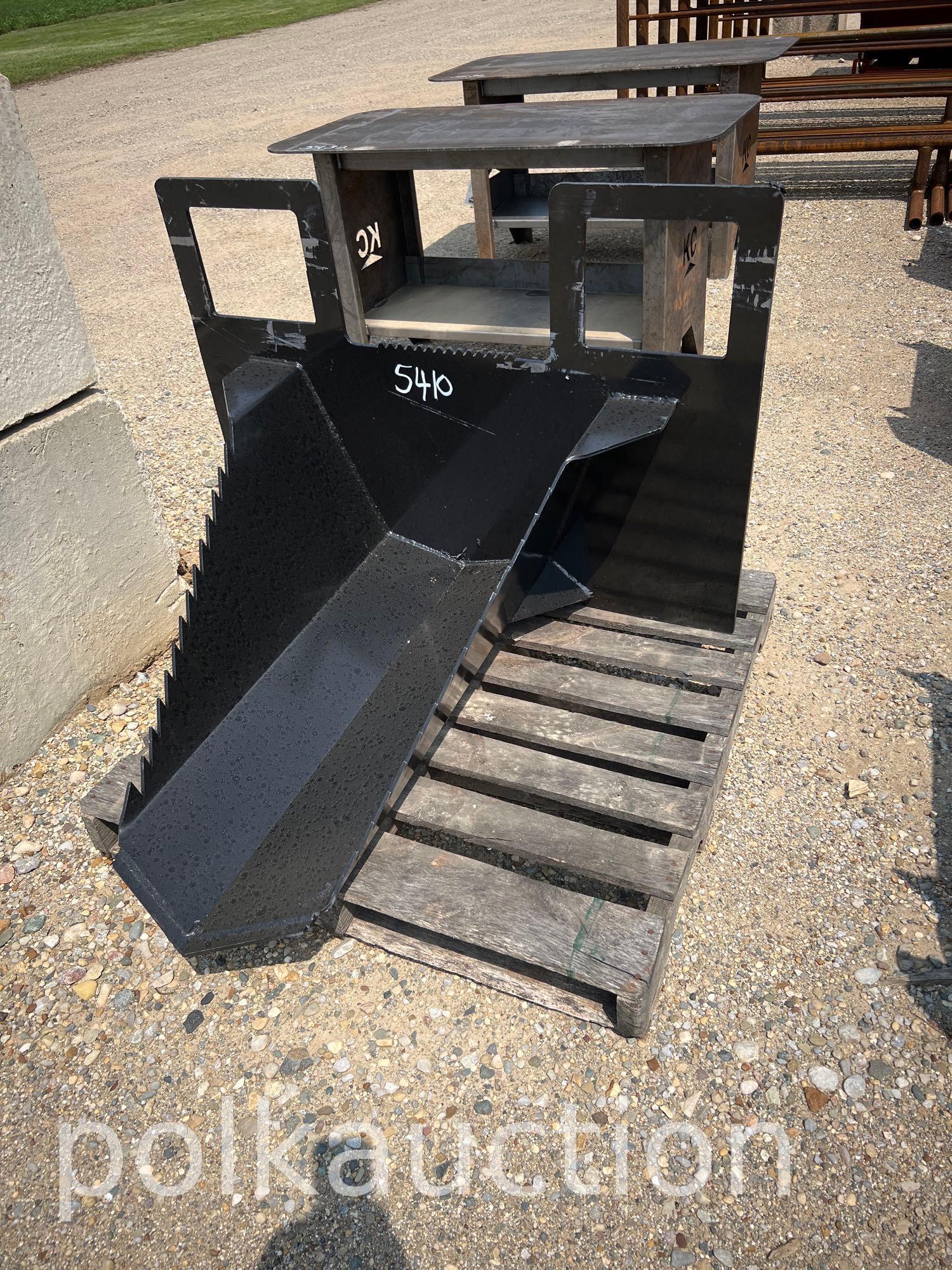 5410-40" SKID STEER SPADE BUCKET