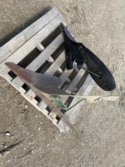 7293-(2) JOHN DEERE PLOW BOTTOMS
